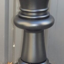 chess queen- black